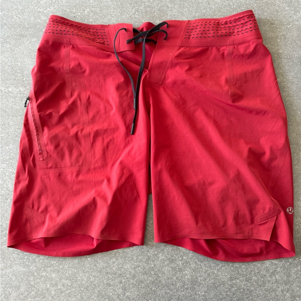 Lululemon Current State Board Short 9" Swim Trunks Red 30 RETAIL $105